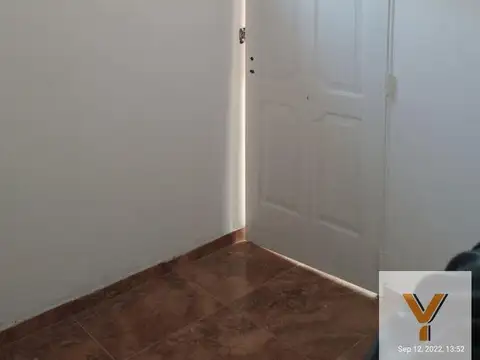 Departamento 6 ambientes con 2 baños