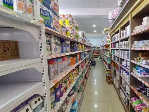 467 e/ 17 y Sarmiento