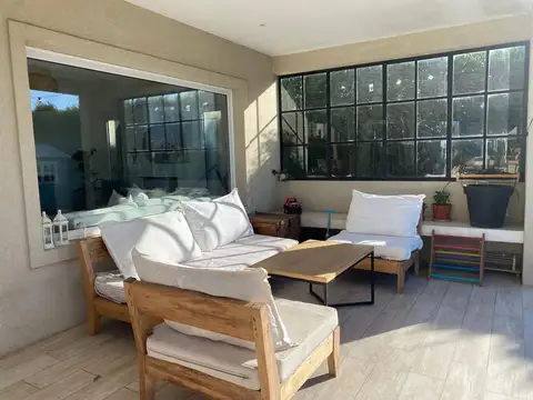 Casa en Alquiler de 3 dormitorios