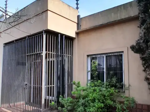 Local en Alquiler en Boulogne, $ 450.000