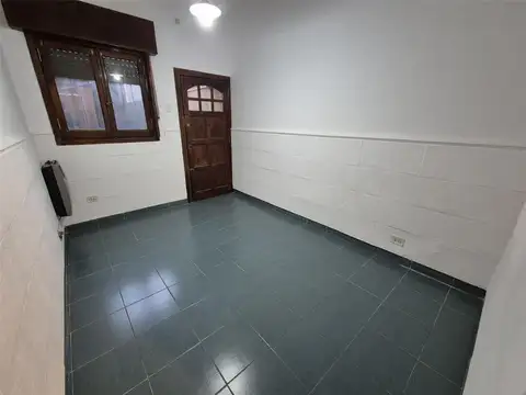 DEPARTAMENTO 3 AMBIENTES - BANFIELD - ESTE, GRAN BS. AS. SUR