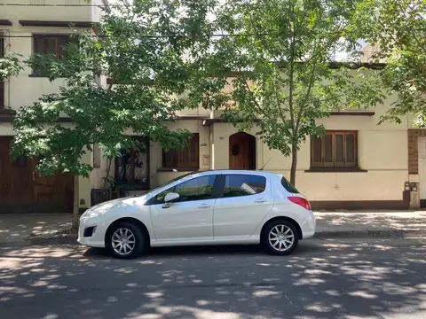 Depto Tipo Casa 4 ambientes con 2 baños