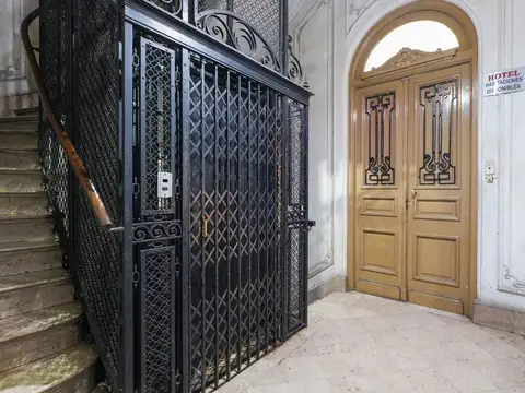 Hotel en Venta 100 años
