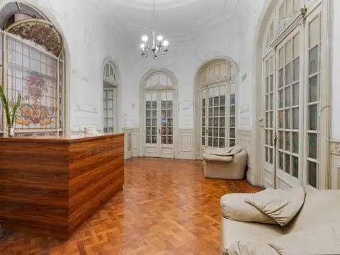 HOTEL EN VENTA – 2° PISO CON ASCENSOR – BALVANERA
