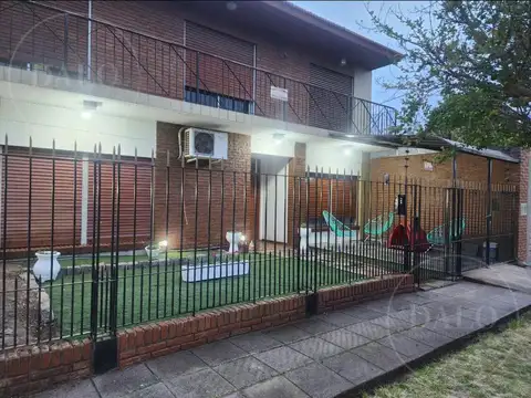 Casa en Alquiler de 4 dormitorios