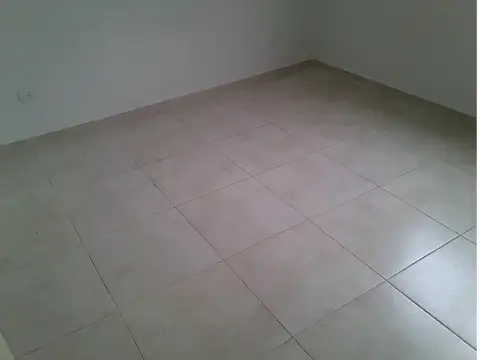 Tucumán 2100, Piso 1