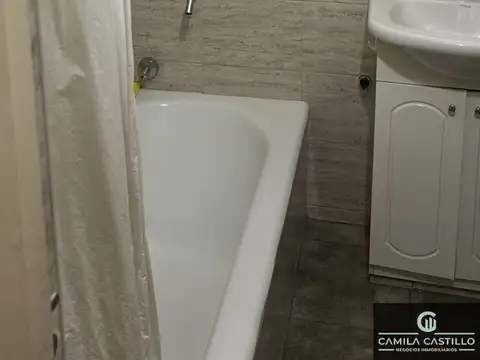 Depto Tipo Casa 5 ambientes con 2 baños