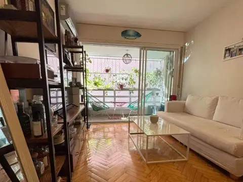 VENTA DEPTO 3 AMB CON BALCÓN FRENTE A PLAZA LAS HERAS