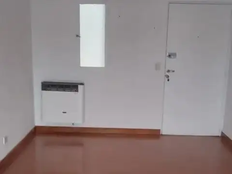 Avenida Independencia e/ Colombres y Castro Barros