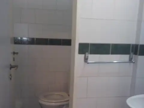 Casa Remodelada Para Eventos, Oficinas, etc.  En Liniers