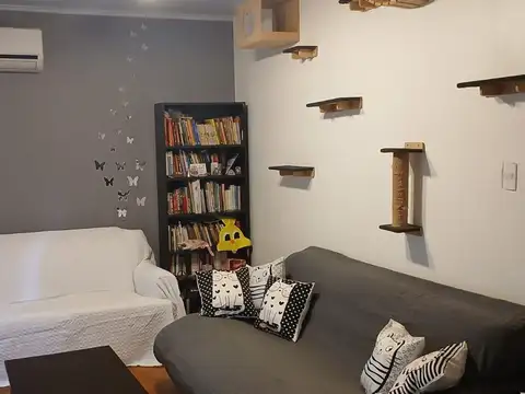 Depto Tipo Casa 7 ambientes con 2 baños