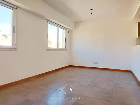 Zeballos 300, Piso 04