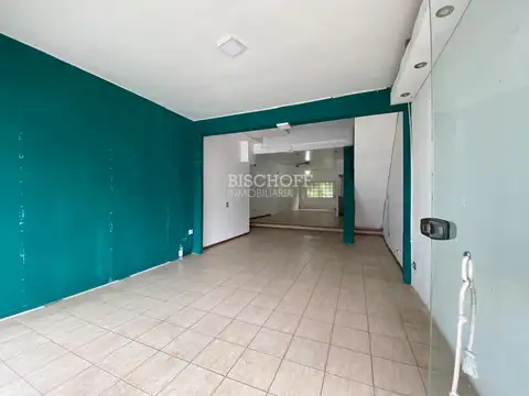 AVENIDA 3 ENTRE PASEOS 108 Y 109