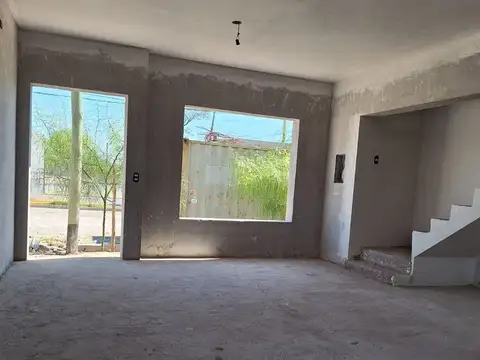 Casa 2 ambientes con 2 baños