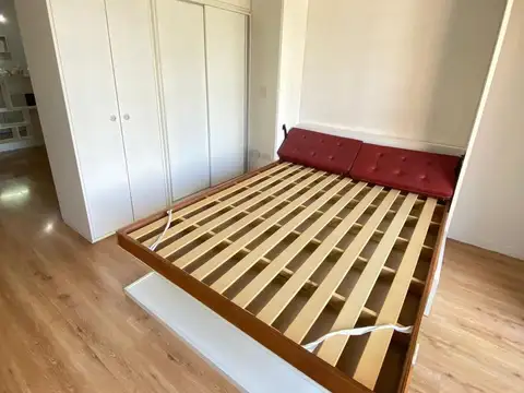 Departamento en Alquiler en Parque Chacabuco, $ 650.000