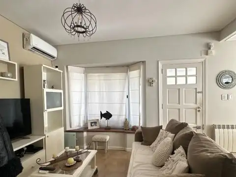 TRIPLEX - 5 DORMITORIOS - BARRIO INGLES "ALTOS DE PRINGLES"