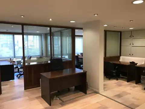 EXCELENTE OFICINA EN VENTA EN MUY BUEN ESTADO