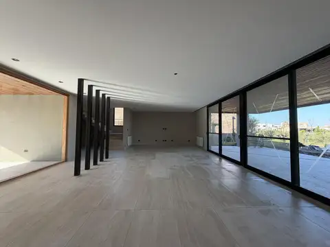 Casa en Venta en Vida, USD 685.000