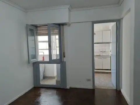 ALQUILER BOEDO 2AMB MAZA 919  2 piso P/ESCALERA