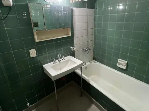 VENTA DEPTO 2 AMBIENTES FACULTAD DE MEDICINA