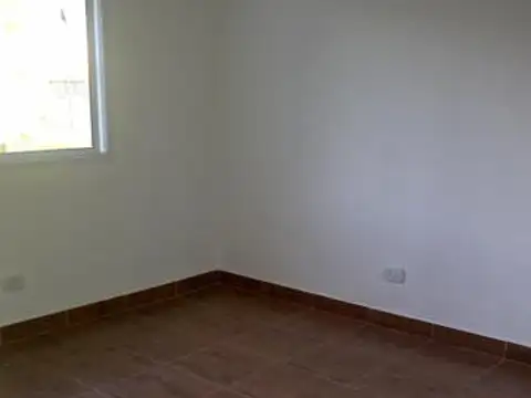 Depto Tipo Casa en Alquiler de 2 dormitorios