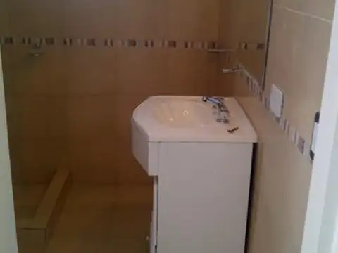 Depto Tipo Casa 3 ambientes con 1 baño