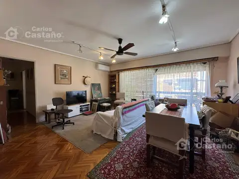 Semipiso al Contrafrente, 4 Amb. con Balcón Corrido y Dep. de Servicio