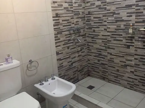 CASA EN VENTA B° PRIVADO LOS OLMOS CEERRILLOS