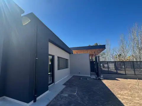 Casa en Venta en Luján de Cuyo, USD 260.000