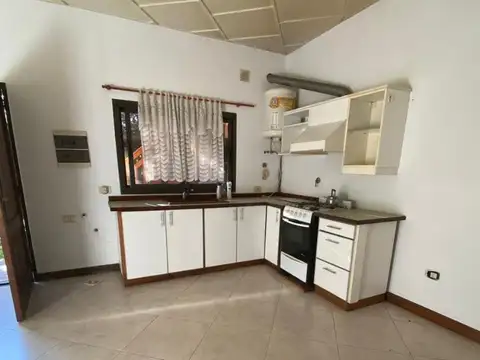 Departamento en Alquiler con 1 cocheras