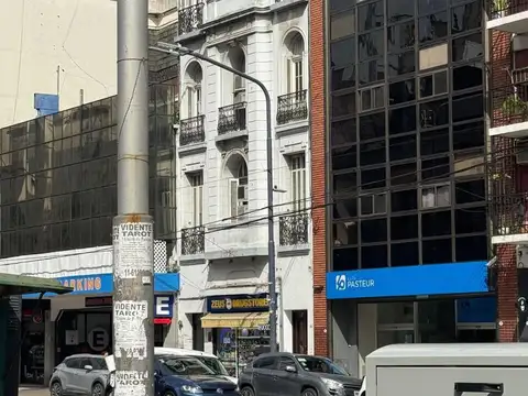 Hotel en Venta - 22 Dormitorios 22 Baños - 700mts - Barrio Norte