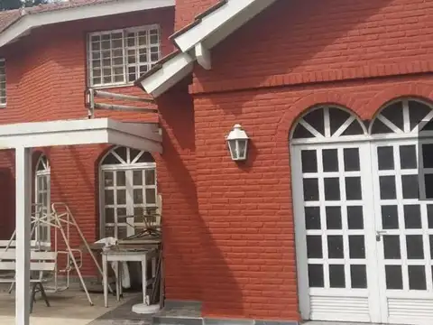 Venta casa 5 ambientes C/pileta y quincho - Parque Alvear 1 , Tortuguitas
