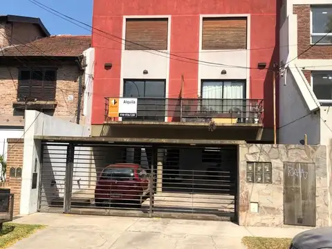 APTO CREDITO - Hermoso Duplex de 3 amb c/ cochera