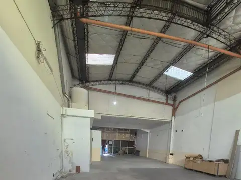 LOCAL COMERCIAL.170 M2-ZONA COMERCIAL