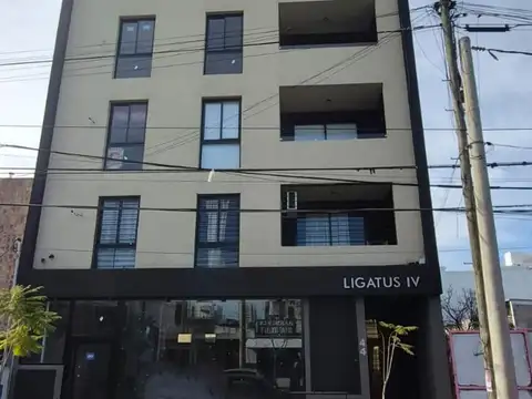 LOCAL COMERCIAL 103 M2, PLAZA ALTO ALBERDI