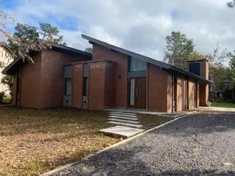 Casa 3 ambientes con 3 baños