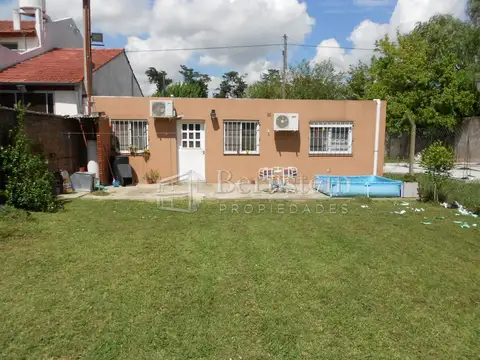 Casa en Venta con 1 cochera