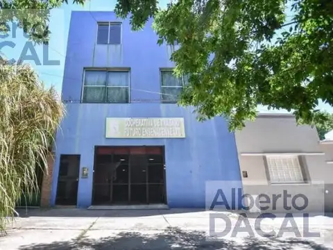 AV. BOSSINGA E/ MARQUES DE AVILES Y SARMIENTO al 200
