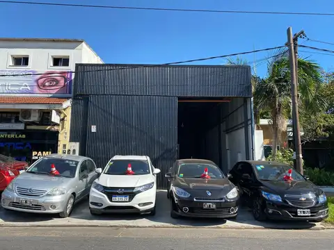 Galpón en Alquiler en Boulogne – 265 m², Oficina y Portón para Camiones”.