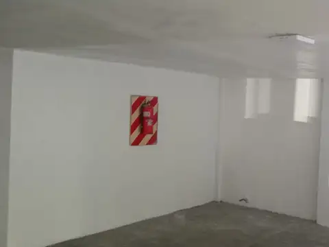Cochera en Alquiler SemiCubierta