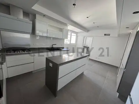 Departamento 4 ambientes con 3 baños