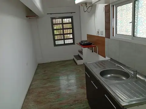 Alquilo departamento dos ambientes