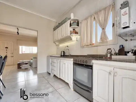 Depto Tipo Casa 4 ambientes con 2 baños