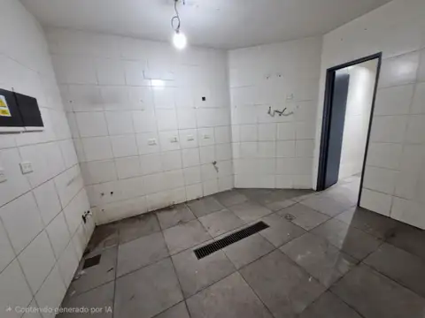 ALQUILER LOCAL COMERCIAL EN CASEROS CENTRO - A 10  METROS DE 3 DE FEBRERO