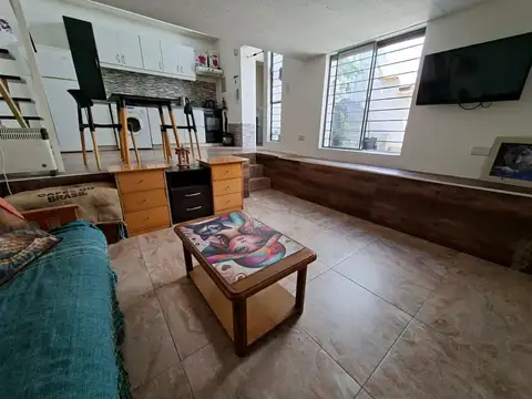 Depto Tipo Casa 2 ambientes con 1 baño