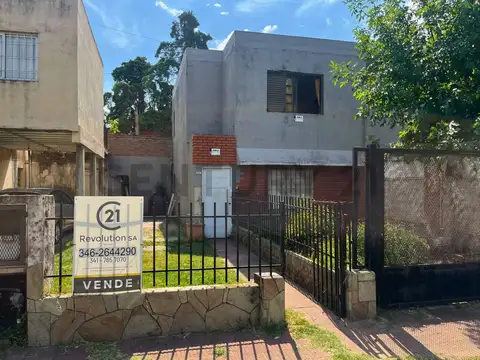 Venta PH a reciclar de 2 dormitorios con patio | Fisherton