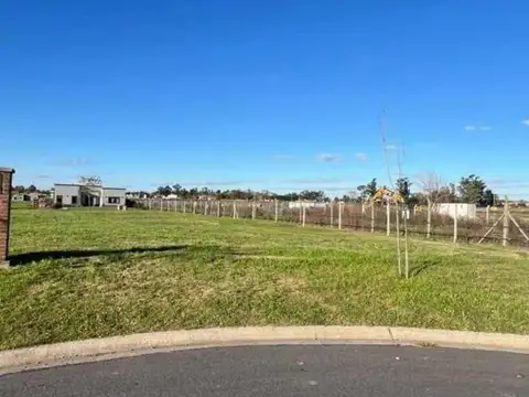 Bajo de precio! Lote en venta Barrio cerrado San Pablo Pilar
