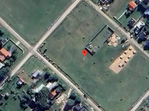 Terreno en Venta 44  mts Fondo