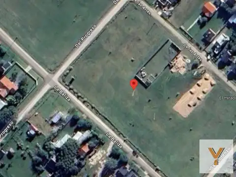 Terreno en Venta 44  mts Fondo
