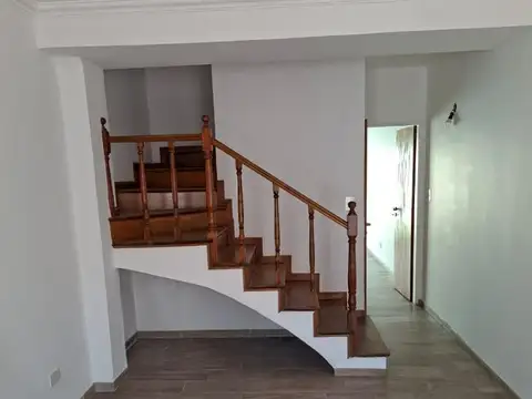 Casa en Venta en Olivos, USD 270.000